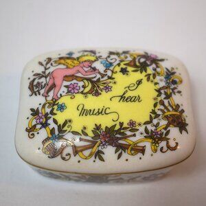 Vintage 1983 Franklin Porcelain Kate Lloyd Jones I Hear Music Music Box